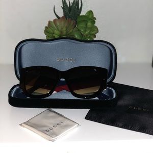 ❗️SOLD❗️Gucci sunglasses